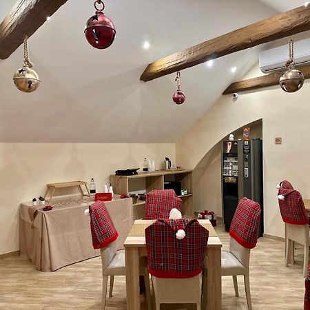 Attic Room نابولي المظهر الخارجي الصورة