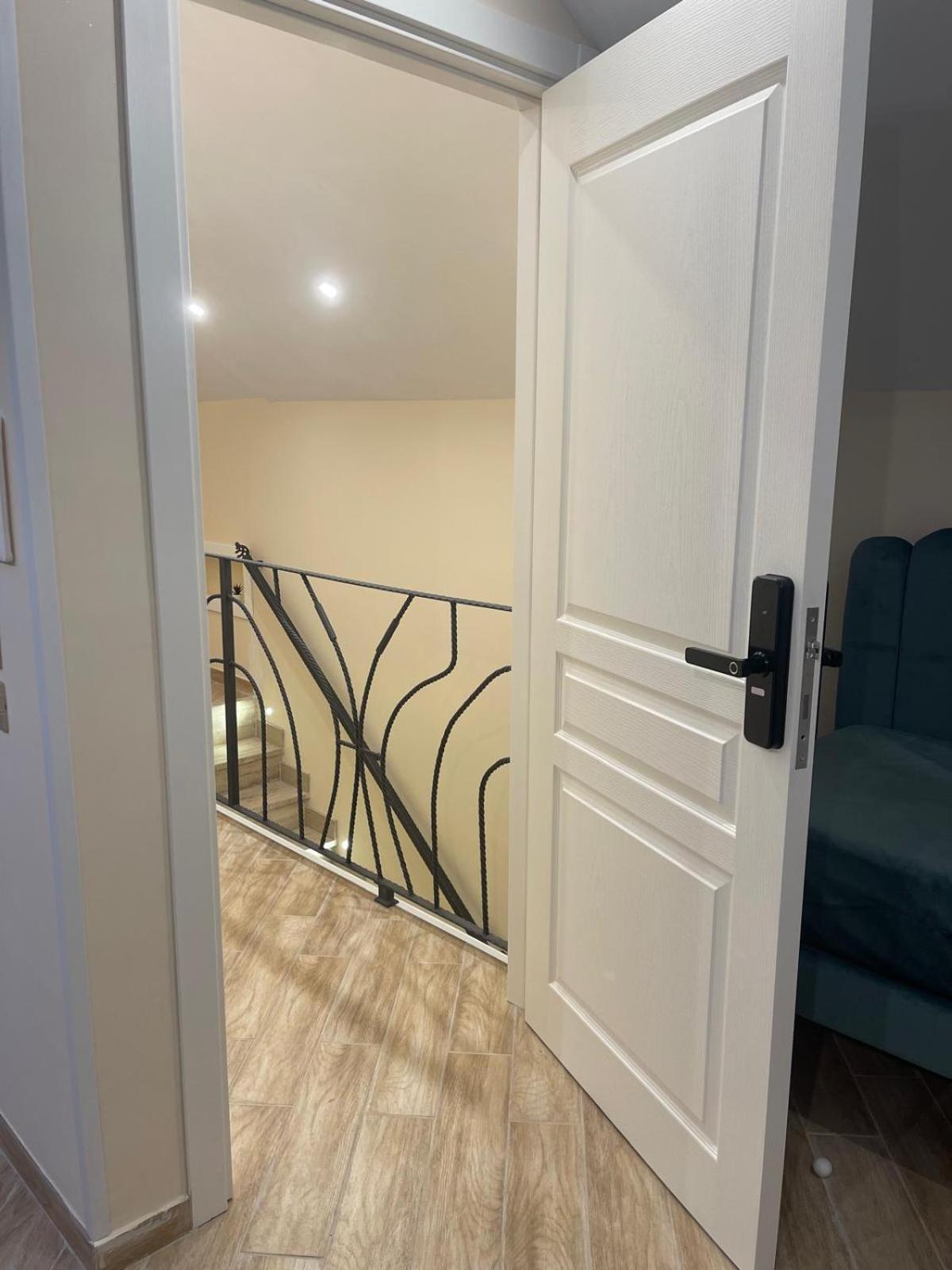 Attic Room نابولي المظهر الخارجي الصورة