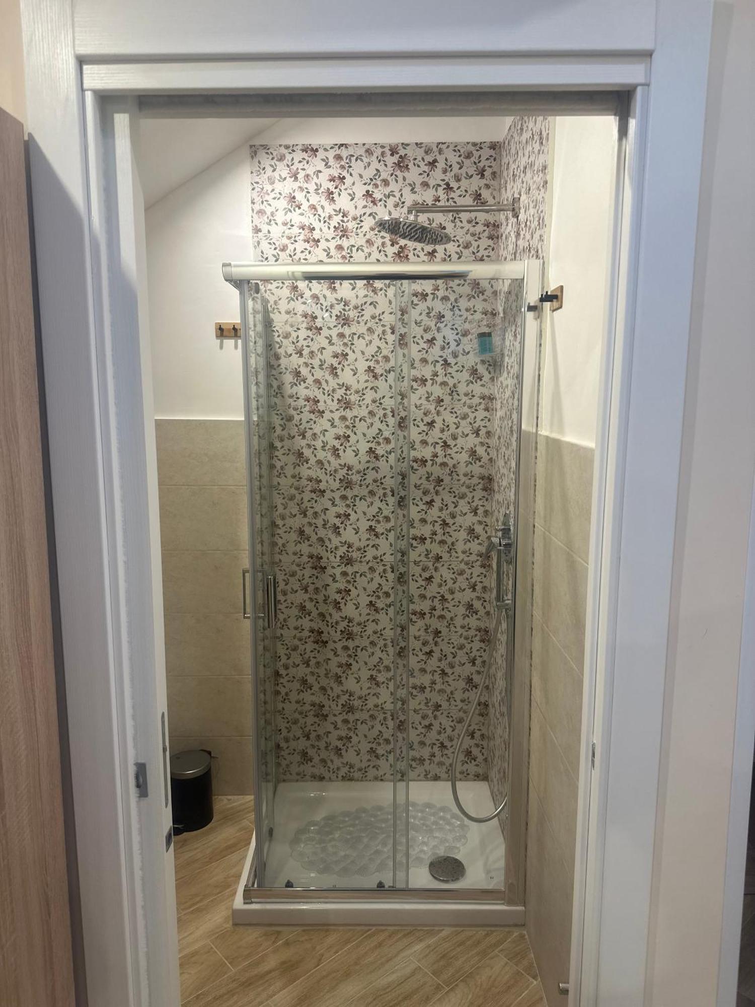 Attic Room نابولي المظهر الخارجي الصورة