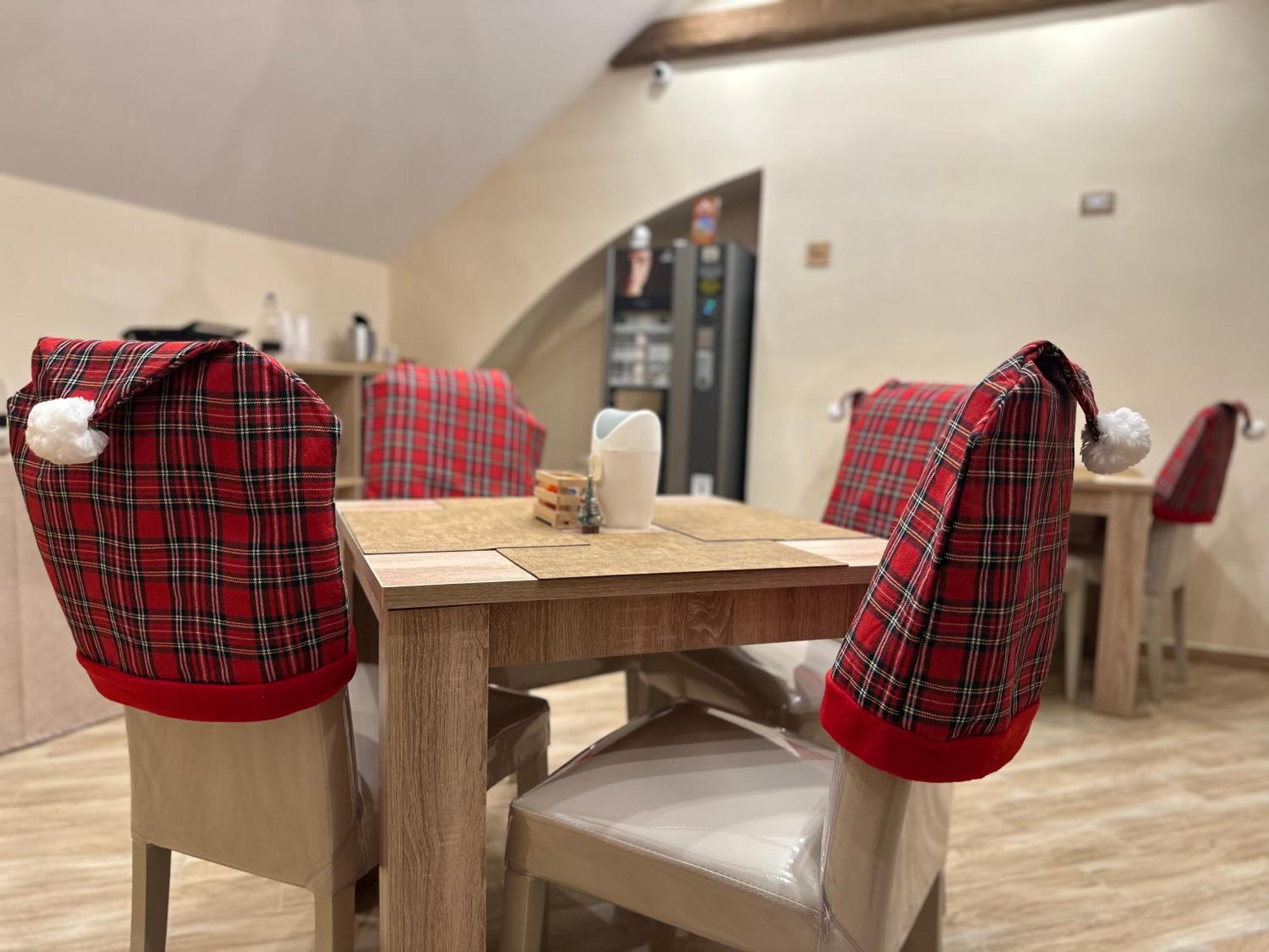 Attic Room نابولي المظهر الخارجي الصورة
